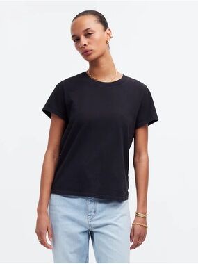 Madewell Premium Standard 01. Shrunken Tee